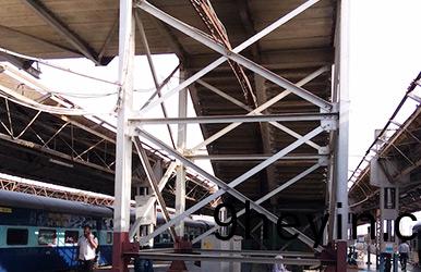 印(yin)度(du)阿格(ge)拉(la)NothCentralRailways